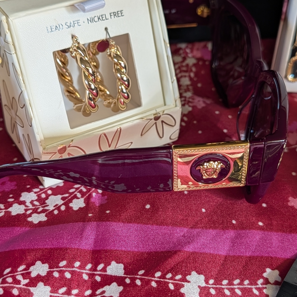 House Of Harlow 1960 Two Layer Twisted design Hoop Earrings New In Box